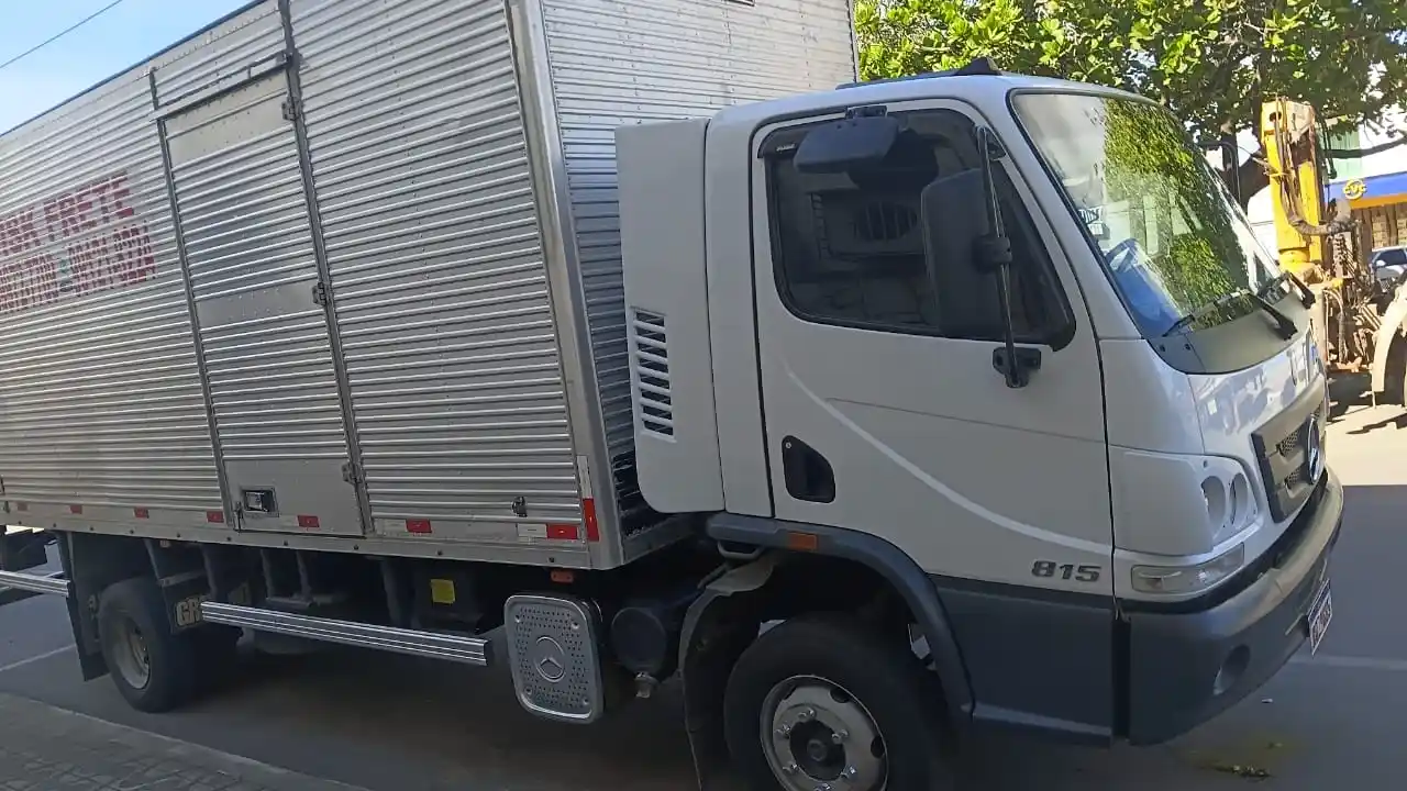 Caminhão de  Mudanças em Aracaju